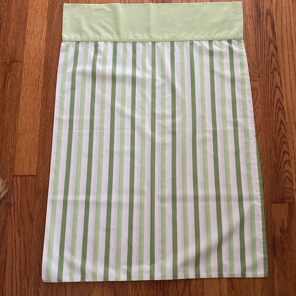 VTG Pair of Pequot Pillowcases - Picture 3 of 9